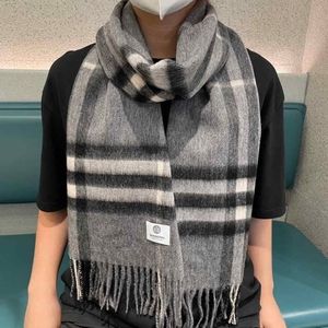 Burberry	 women's fashion knitted scarf
